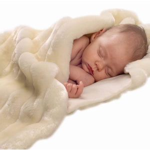 Deluxe Snuggly Faux Fur Throw