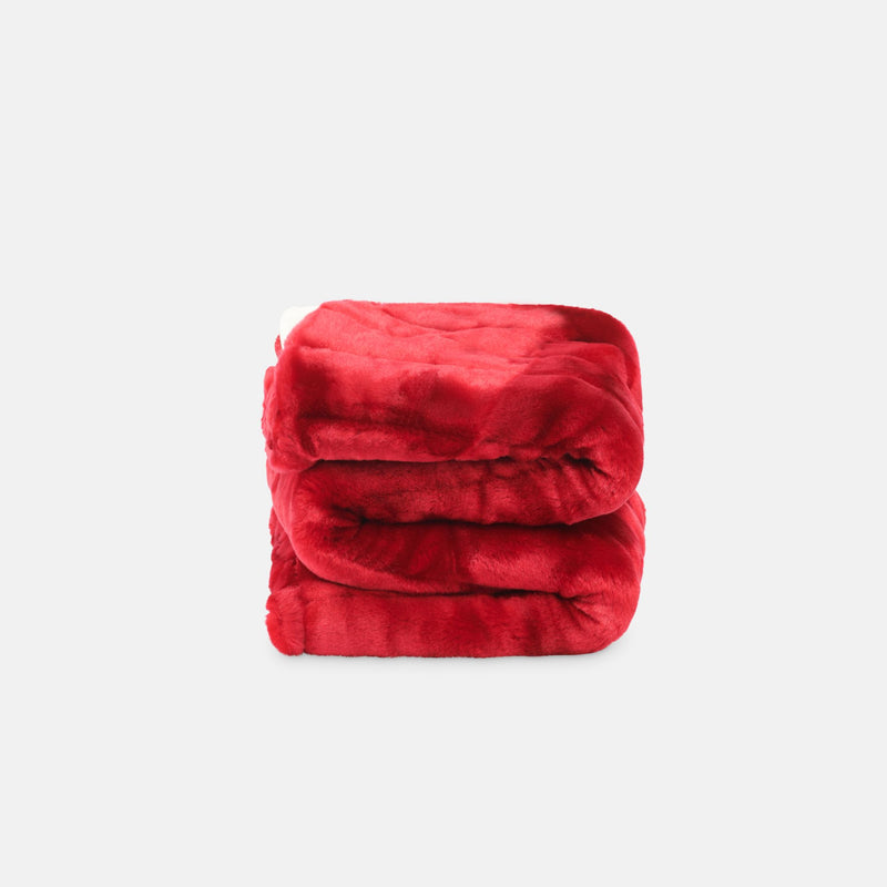 Deluxe Snuggly Faux Fur Throw